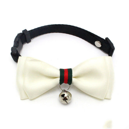 Cat bell and bow collar